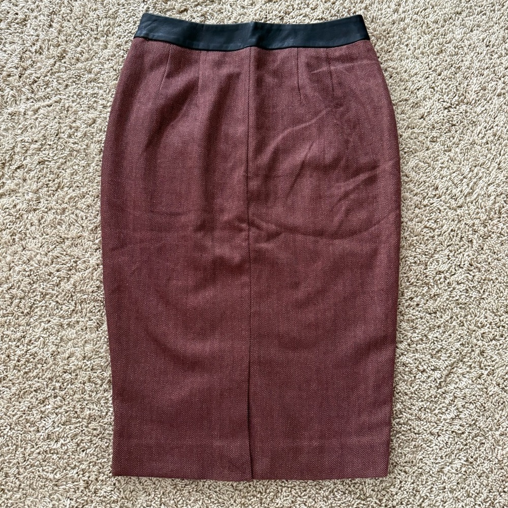 The Limited NWT Pencil Skirt - Picture 10 of 12